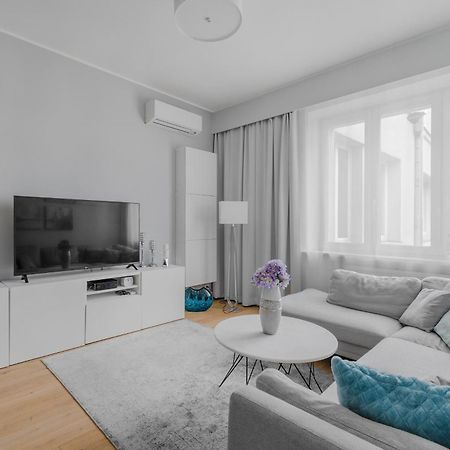 Unitapartament Delux: Elegant Warsaw Center Stay Near Zbawiciela Square Exterior photo